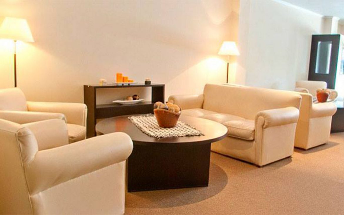 Hotel-Avenida-Recepcion